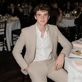 Mens Suits 2 Piece Slim Fit Casual One Button Solid Suits for Mens Business Wedding Party Jacket Blazer & Pants Set